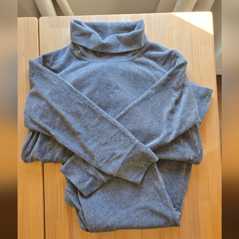 On 34th Turtleneck Lounge Set